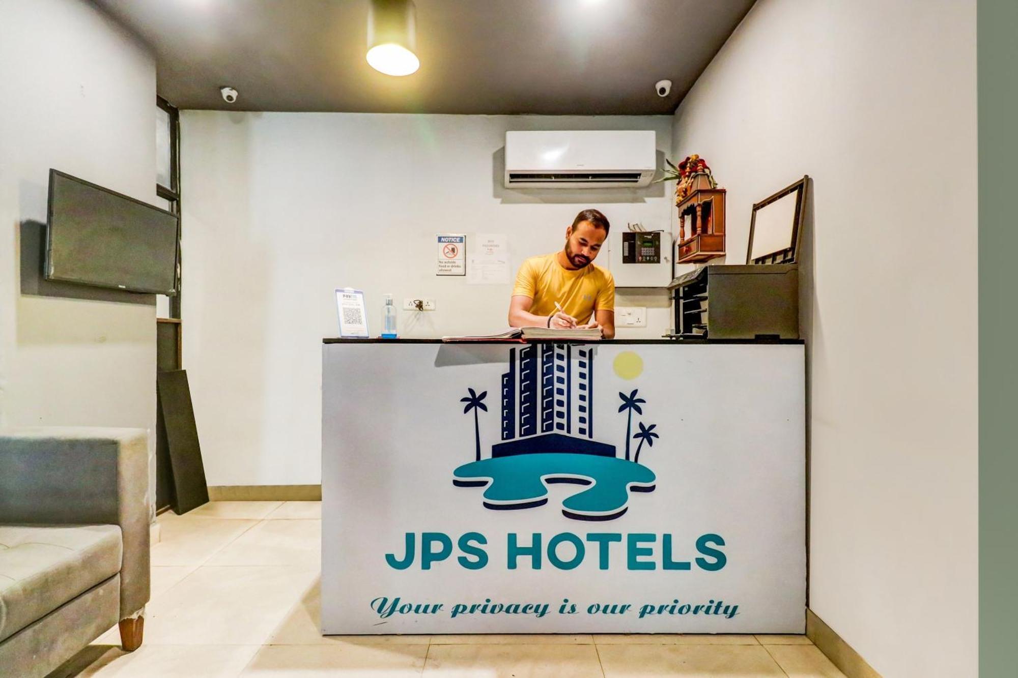 Hotel O Jps Grand Hotel 뉴델리 외부 사진